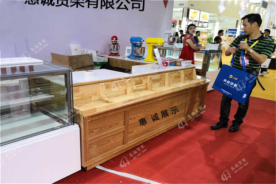 广州惠诚收银台展示