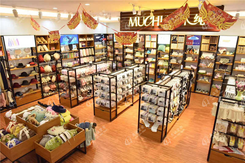便利店货架.jpg